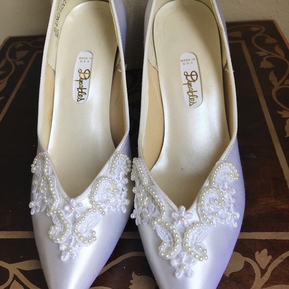 Dyeables Satin Bridal Pumps New - Picture 6 of 7